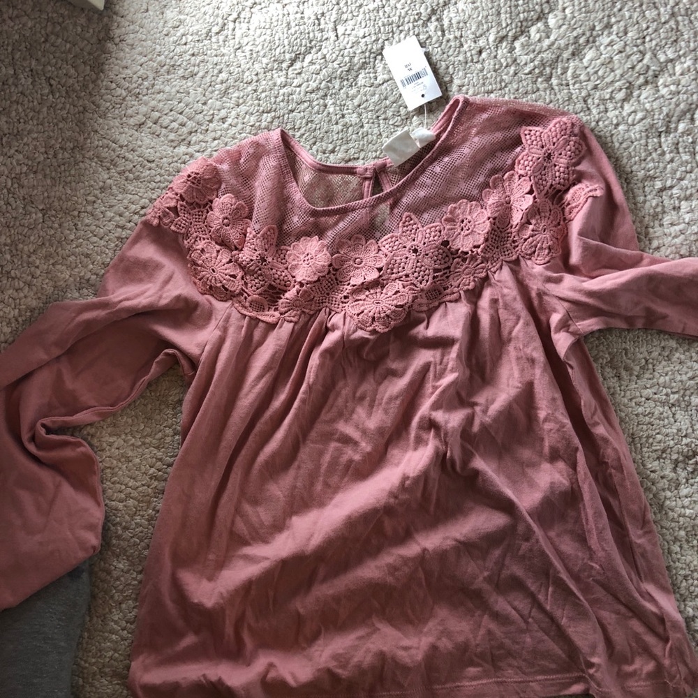 pink kids top. GAP